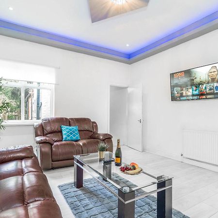 Five Bedroom Townhouse - Near City Centre - Edgbaston - On Street Parking - Wifi - Netflix - 974P バーミンガム エクステリア 写真