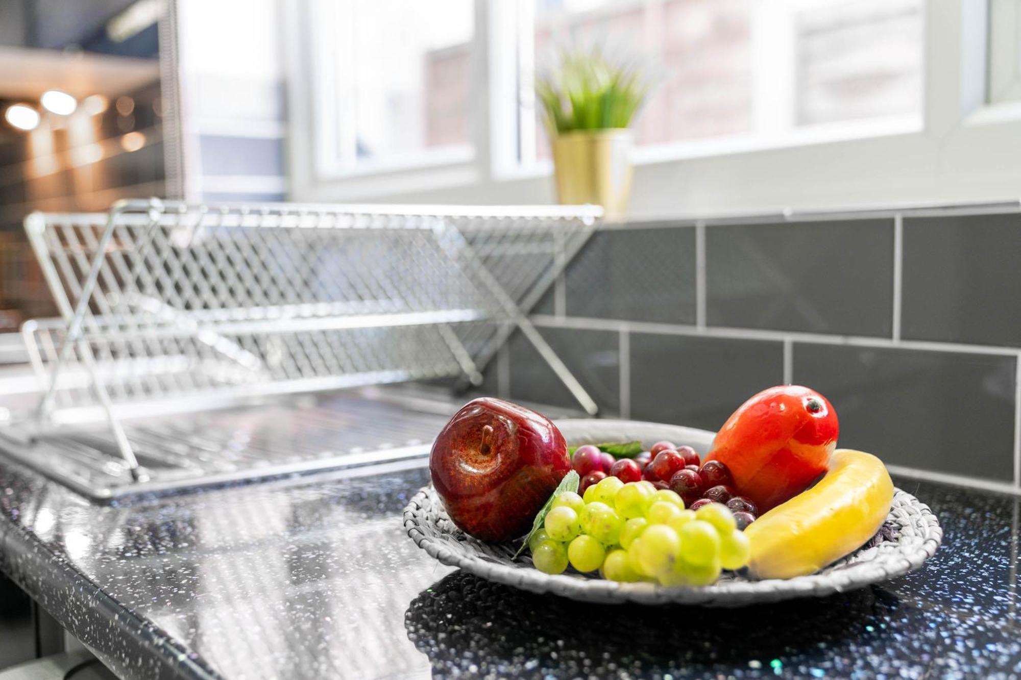 Five Bedroom Townhouse - Near City Centre - Edgbaston - On Street Parking - Wifi - Netflix - 974P バーミンガム エクステリア 写真