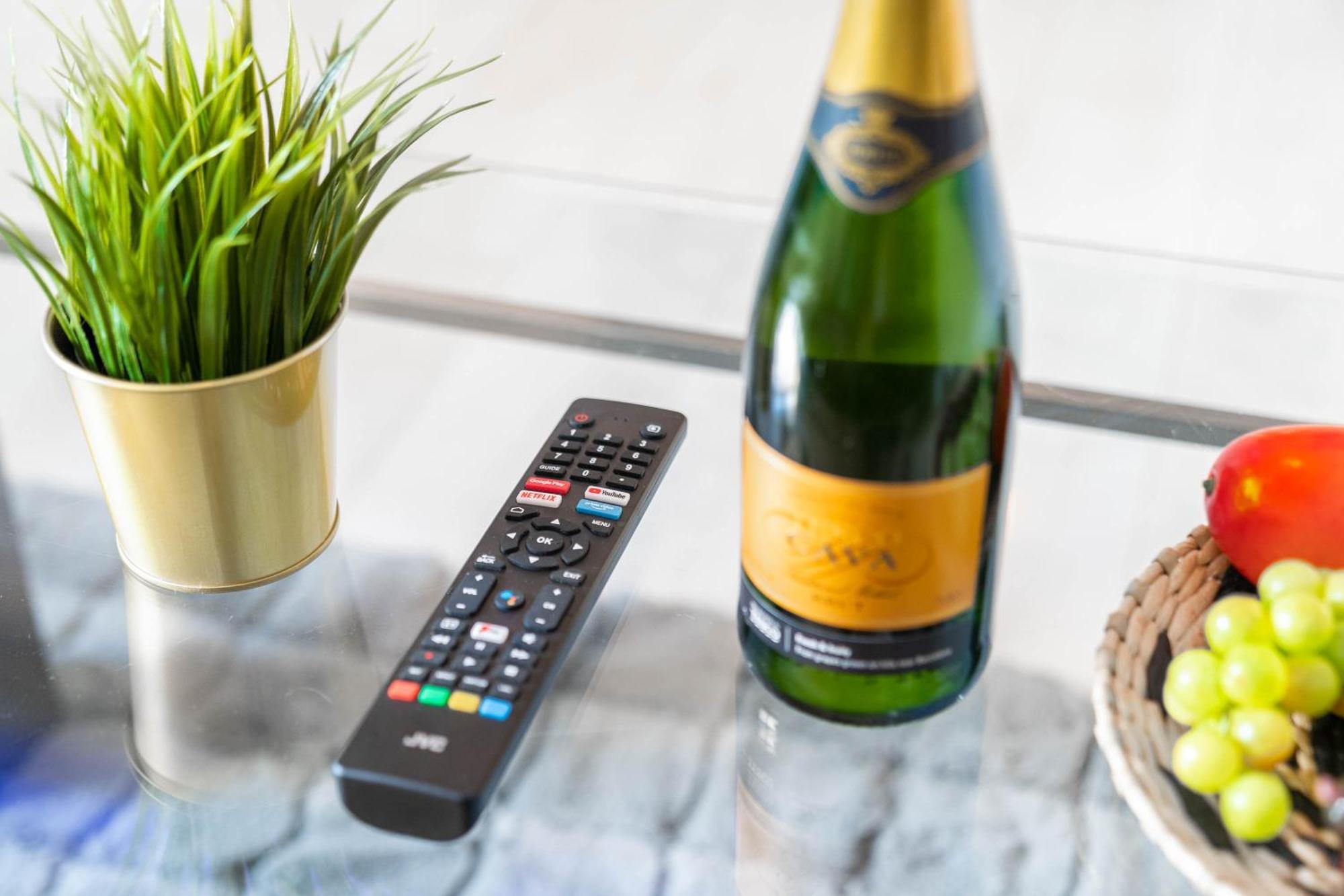 Five Bedroom Townhouse - Near City Centre - Edgbaston - On Street Parking - Wifi - Netflix - 974P バーミンガム エクステリア 写真