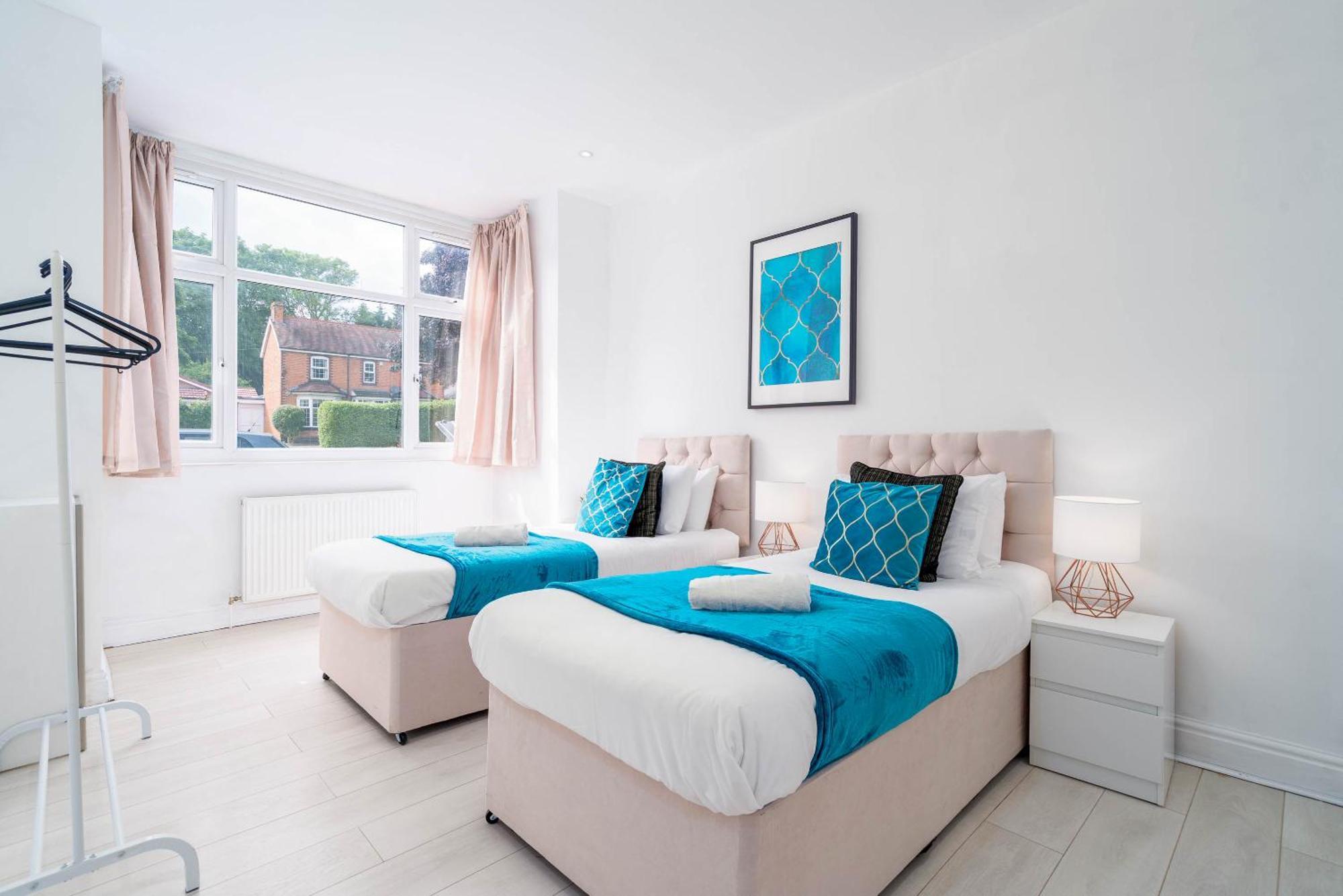 Five Bedroom Townhouse - Near City Centre - Edgbaston - On Street Parking - Wifi - Netflix - 974P バーミンガム エクステリア 写真